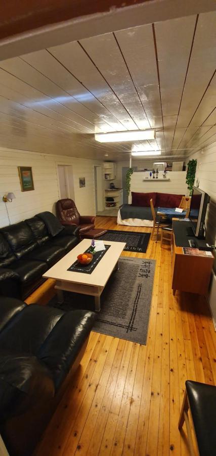 Oscarsgate 121 Kjeller Leilighet Apartman Vadsø Kültér fotó